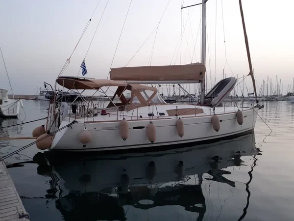 Oceanis 46 - Boatscribe.com