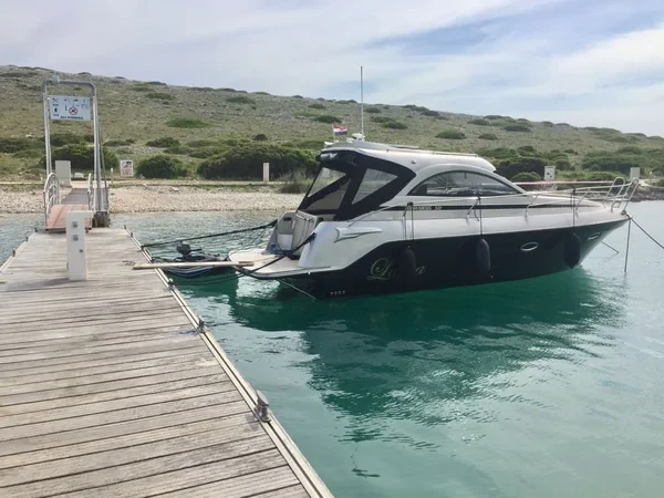 Mirakul 30 - Boatscribe.com