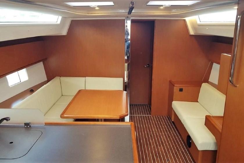 Bavaria C45 - Boatscribe.com