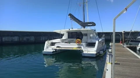 Astrea 42 - Boatscribe.com