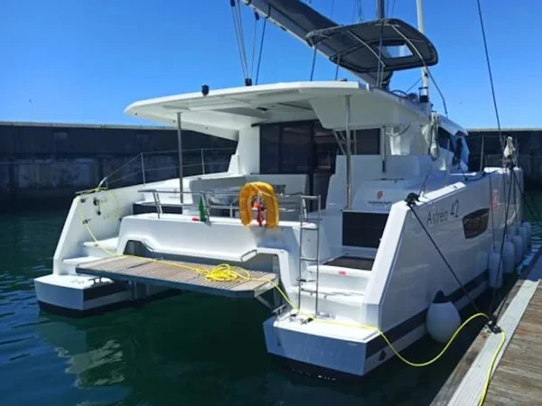 Astrea 42 - Boatscribe.com