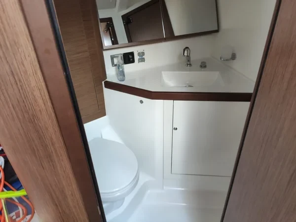 Oceanis 46.1 - Boatscribe.com