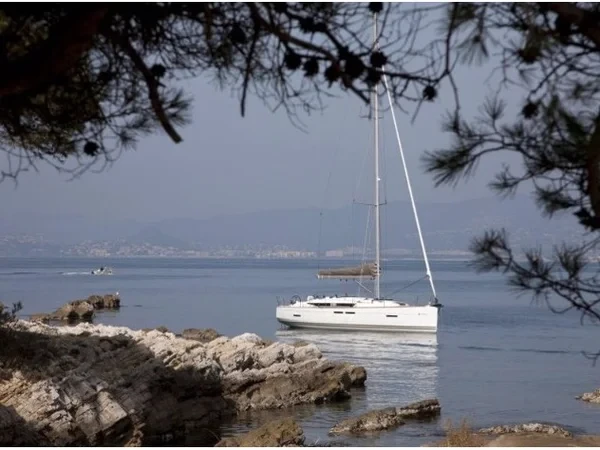 Sun Odyssey 409 - Boatscribe.com