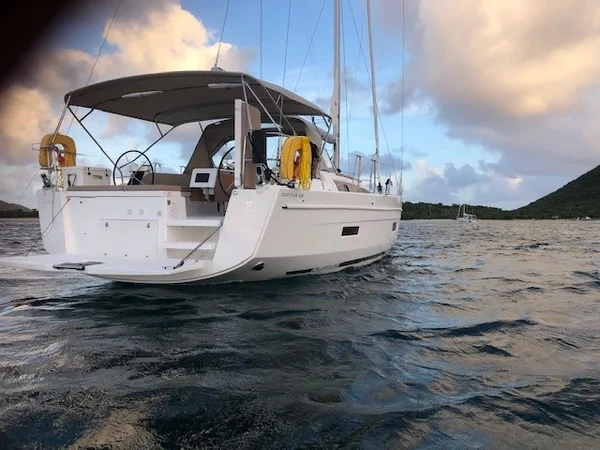 Dufour 430 - Boatscribe.com
