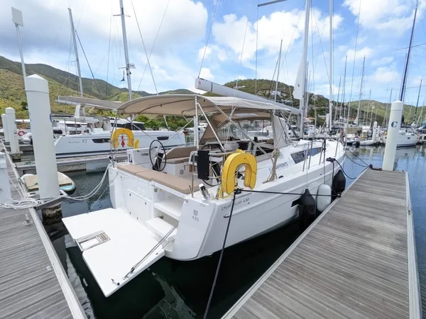 Dufour 430 - Boatscribe.com
