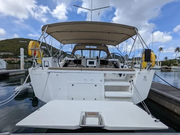 Dufour 430 - Boatscribe.com