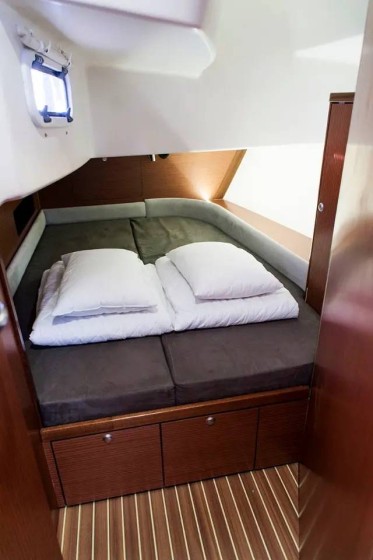 Delphia 47 - Boatscribe.com
