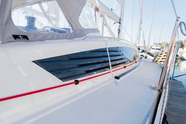 Delphia 47 - Boatscribe.com