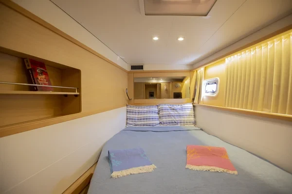 Lagoon 450 - Boatscribe.com