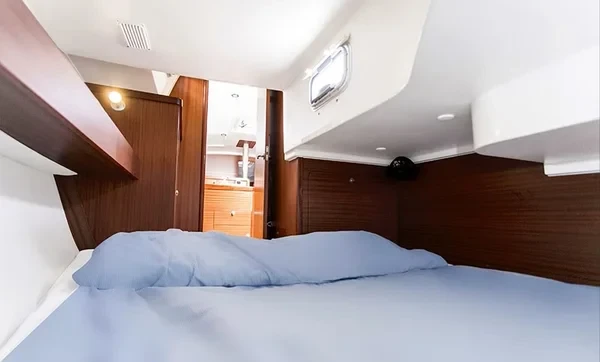 Delphia 31 - Boatscribe.com