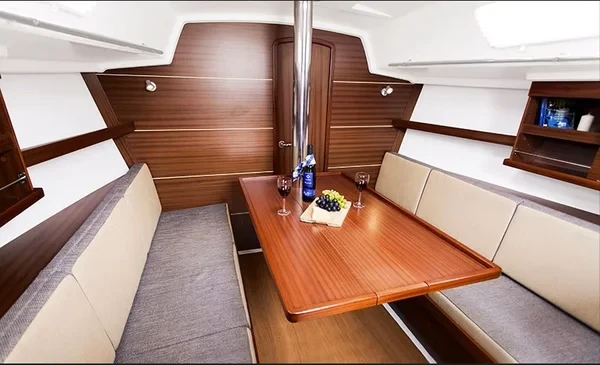 Delphia 31 - Boatscribe.com