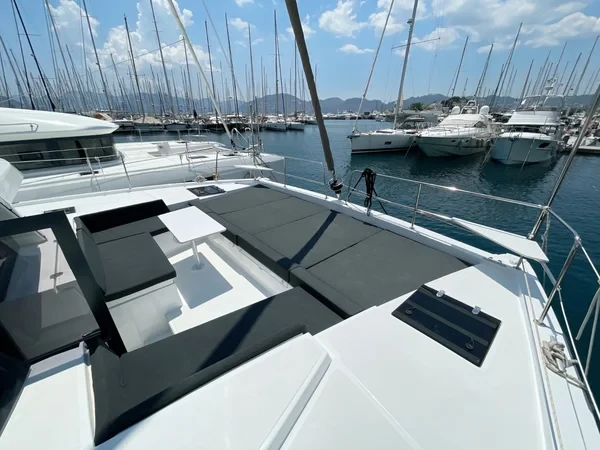 Bali 4.2 - Boatscribe.com