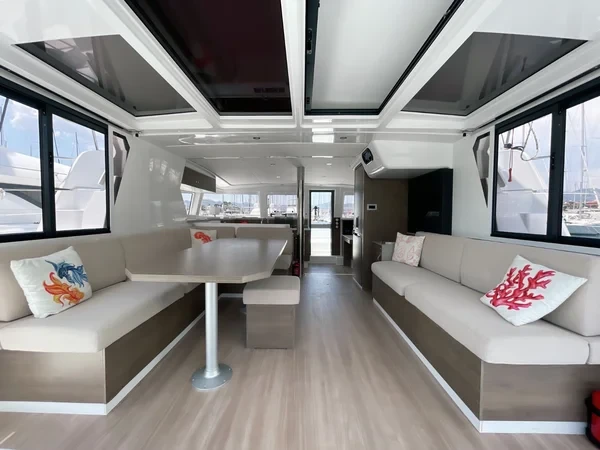 Bali 4.2 - Boatscribe.com
