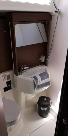 Oceanis 51.1 - Boatscribe.com