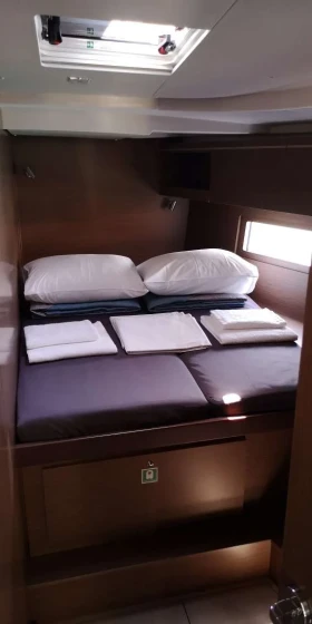 Oceanis 51.1 - Boatscribe.com