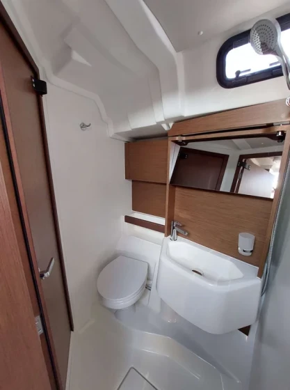 Oceanis 51.1 - Boatscribe.com