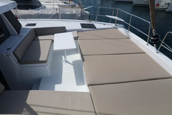 Bali 4.2 - Boatscribe.com