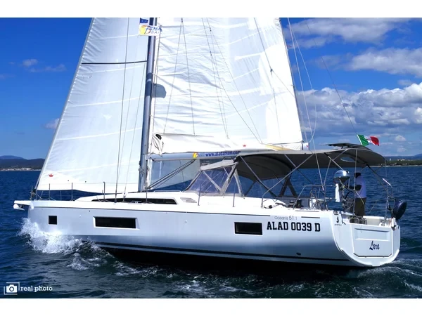 Oceanis 51.1 - Boatscribe.com