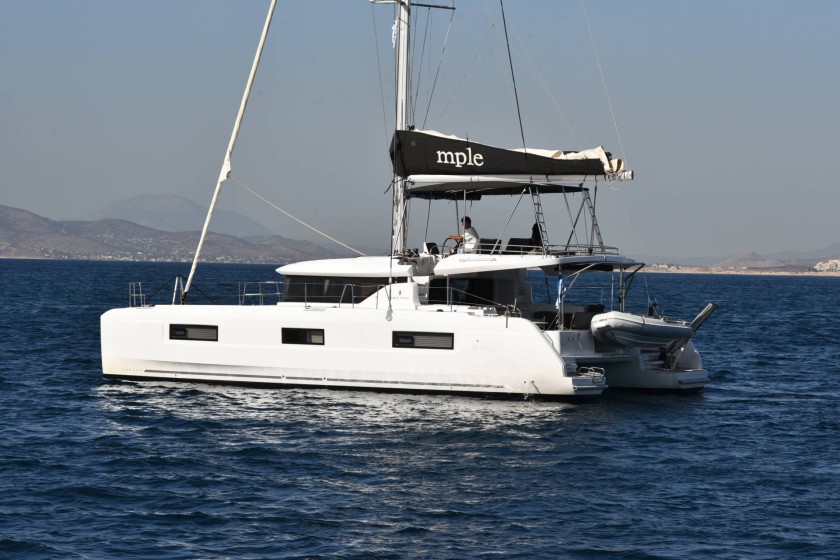 Lagoon 46 - Boatscribe.com