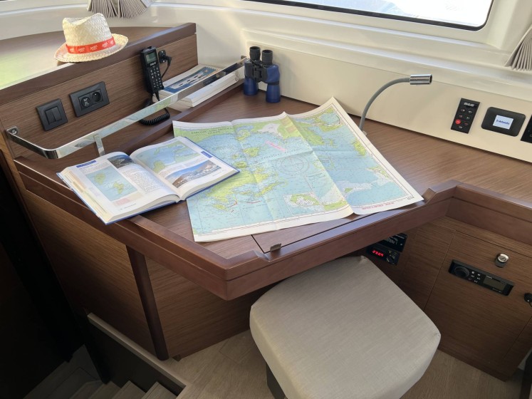 Lagoon 46 - Boatscribe.com