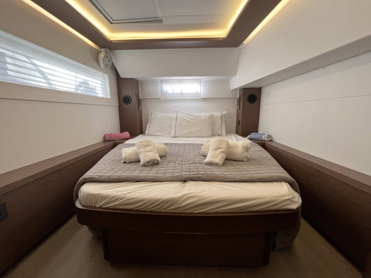 Lagoon 46 - Boatscribe.com