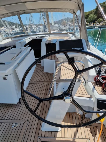 Oceanis 46.1 - Boatscribe.com