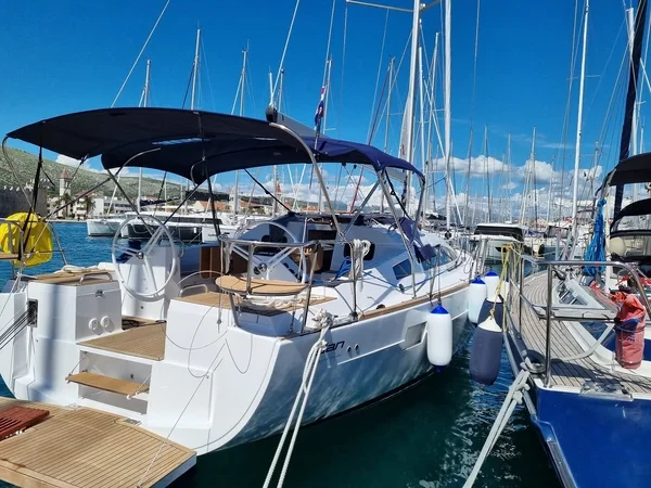 Elan 45 Impression - Boatscribe.com