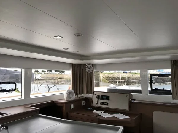 Lagoon 450 S - Boatscribe.com