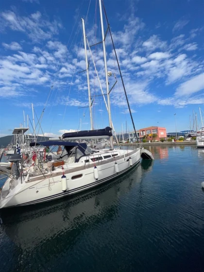 Sun Odyssey 42i - Boatscribe.com