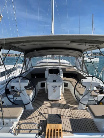 Oceanis 51.1 - Boatscribe.com