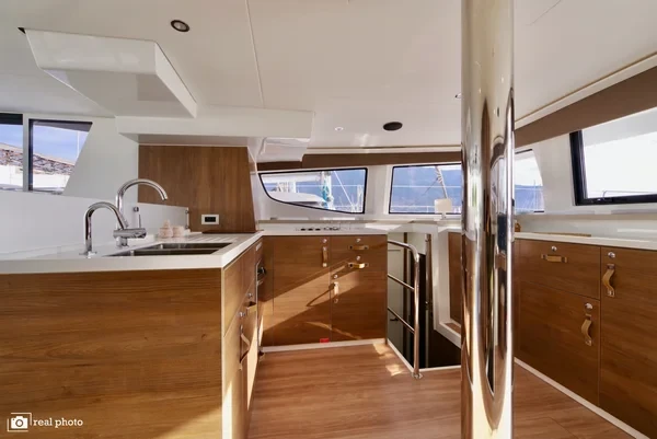 Bali 4.6 - Boatscribe.com