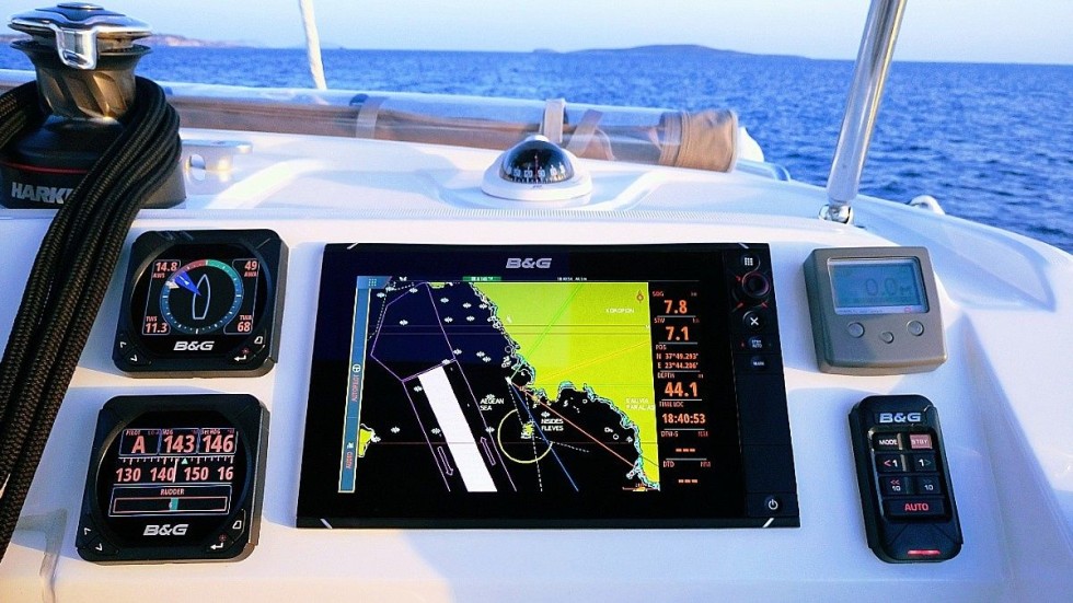 Lagoon 39 - Boatscribe.com