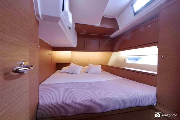 Dufour 470 - Boatscribe.com