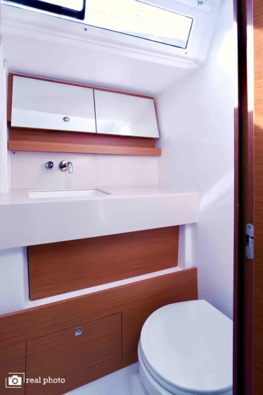 Dufour 470 - Boatscribe.com