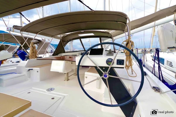 Dufour 470 - Boatscribe.com