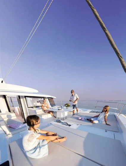 Bali 5.4 - Boatscribe.com