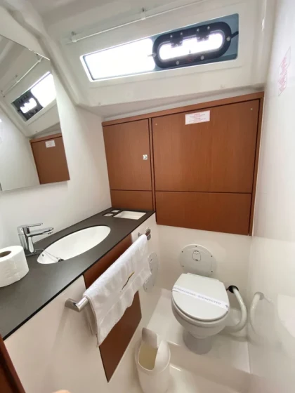 Bavaria 46 Cruiser - Boatscribe.com