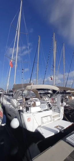 Dufour 390 Grand Large - Boatscribe.com