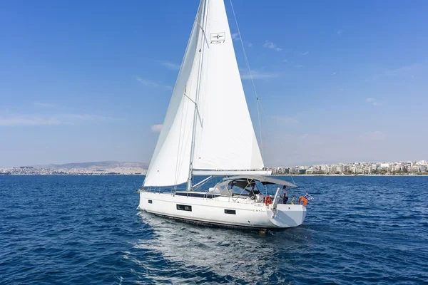 Bavaria C57 - Boatscribe.com
