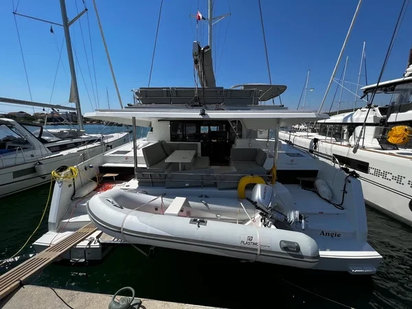Elba 45 - Boatscribe.com
