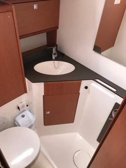Bavaria 46 Cruiser - Boatscribe.com