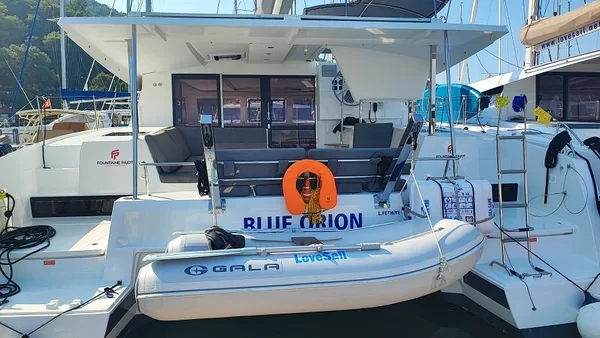 Isla 40 - Boatscribe.com