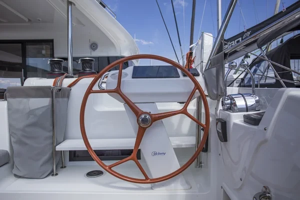 Excess 15 - Boatscribe.com