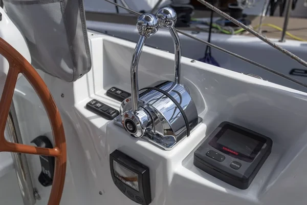 Excess 15 - Boatscribe.com