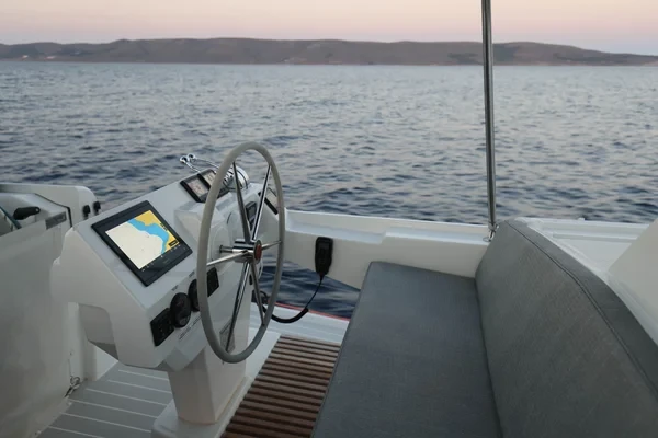 Tanna 47 - Boatscribe.com