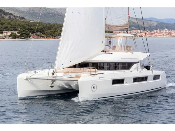 Lagoon 50 - Boatscribe.com