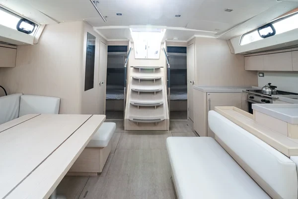 Oceanis 51.1 - Boatscribe.com