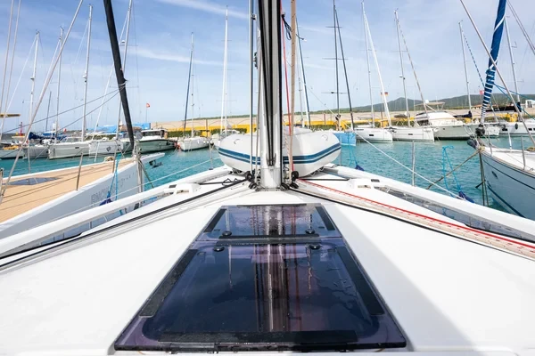 Oceanis 51.1 - Boatscribe.com
