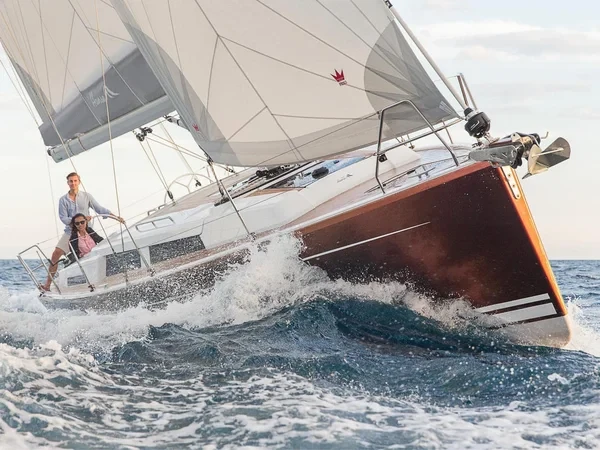 Hanse 388 - Boatscribe.com