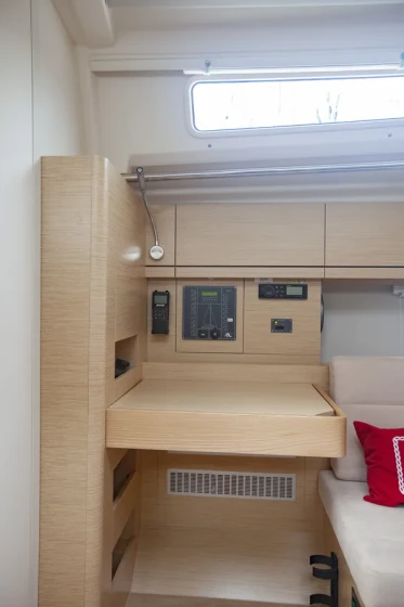 Hanse 388 - Boatscribe.com